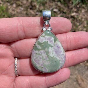 Lucky Peace Jade Pendant Crystal Stone Jewelry